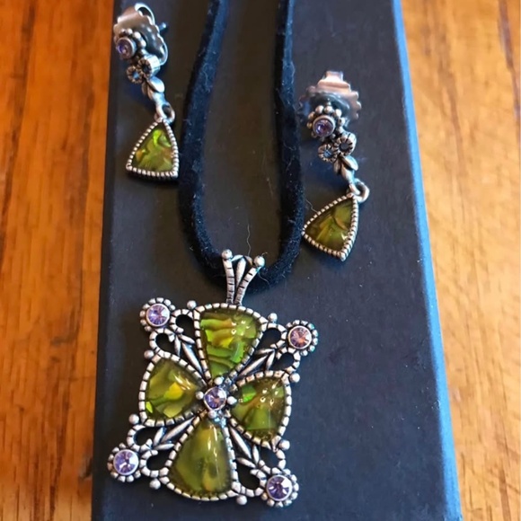 Lia Sophia Necklace Earrings Set - Picture 1 of 4